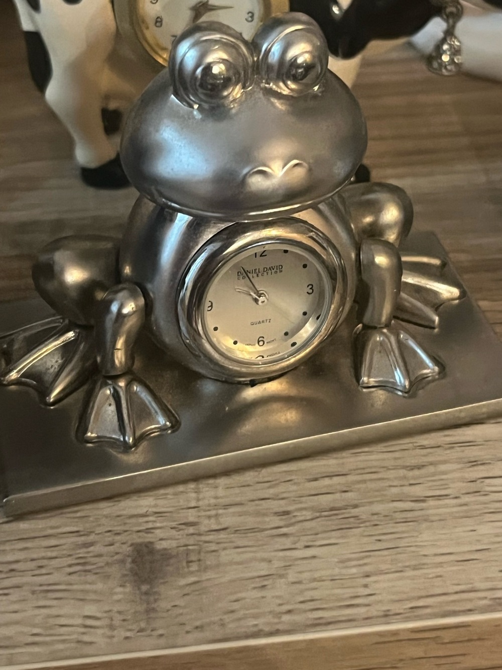 Metallic Silver Frog Miniature Clock Table Accent